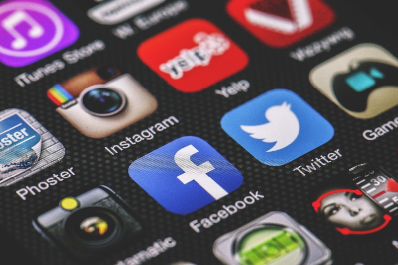global Communications, arts culture and entertainment, control panel, indoors, guidance, application Software, smart Phone, Twitter, connection, close-up