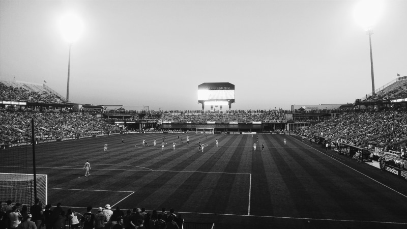 people, sport, soccer, soccer field, audience, street, 4K, group of people, large group of people, floodlight, sky, field, building exterior, nature, running track