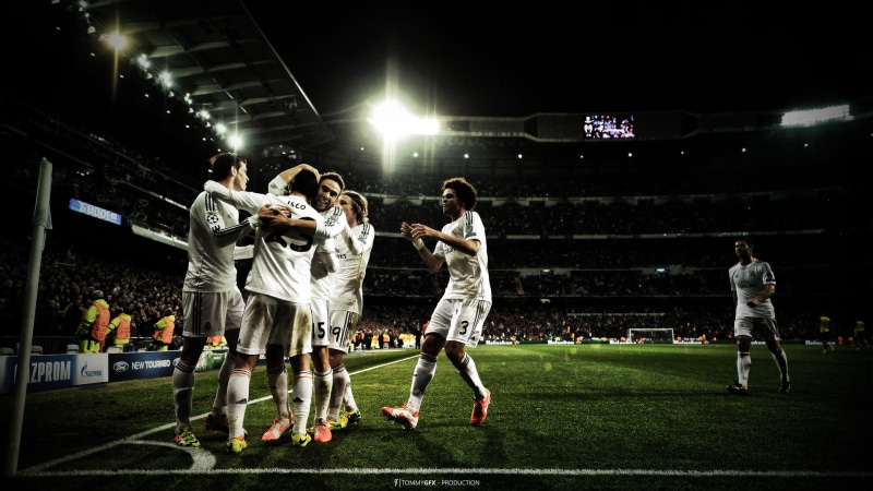 ball, grass, playing, competition, athlete, sports clothing, floodlit, 1080P, real madrid  desktop backgrounds, team sport, illuminated, spectator, soccer ball