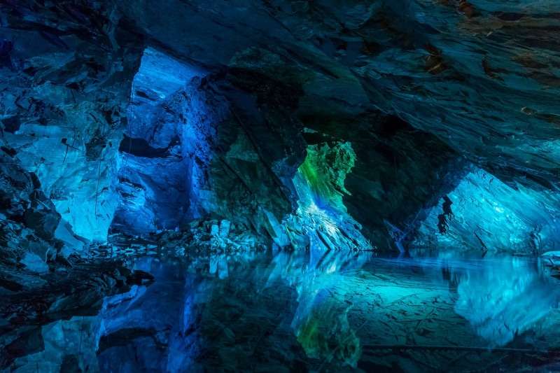 gray, cave, Blaenau Ffestiniog, green, Llechwedd, stalactite, slate mine, Caverns, 720P, deep mine, side, Wales, blue, water, body, Deep-Mine, cave in