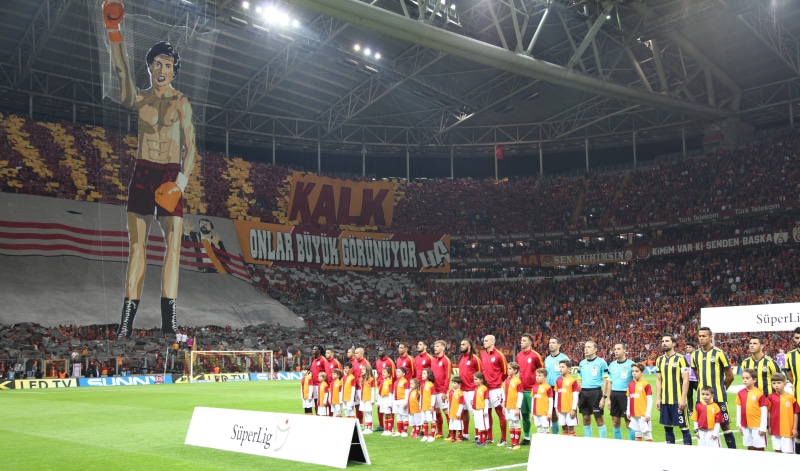 the audience, choreography, sports uniform, crowd, fenerbahce, men, grass, athlete, soccer team, determination, galatasaray, super league, spectator, audience