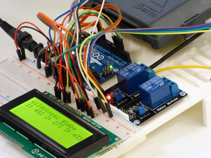 white, technology, internet, computer, industry, project, it, cables, bread, electrical component, equipment, robot, laptop, screen, indoors, electrical equipment