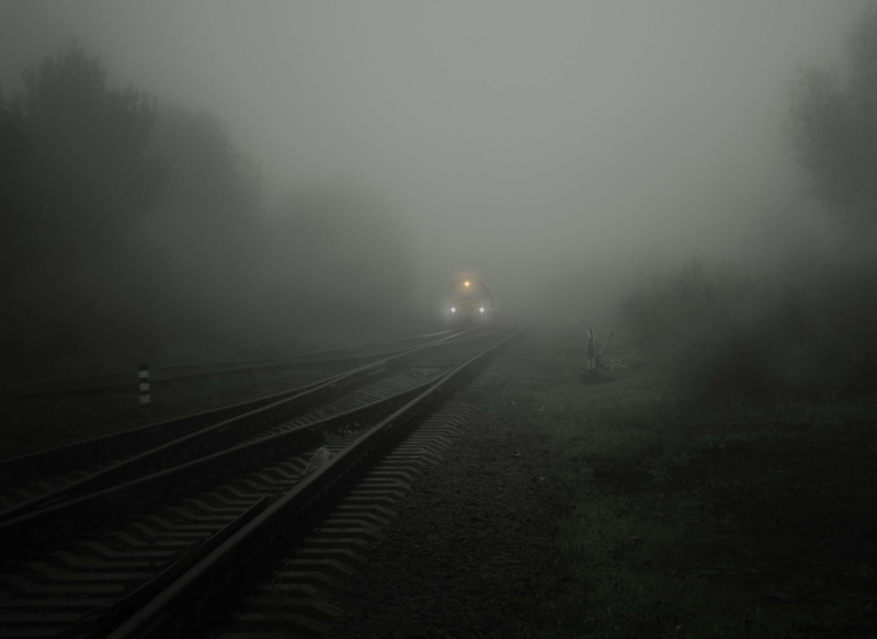 the way forward, bush, direction, 4K, lights, drive, land, vanishing point, alone, diminishing perspective, ghost, grass, exit, moisture, fog, grey, seem