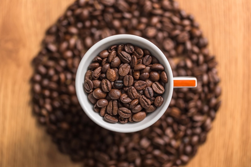 white, brown, bean, focus, cup, coffee - Drink, Tabletop, roasted, photography, breakfast, 1080P, drink, mug, selective focus, black Color, close-up, ceramic
