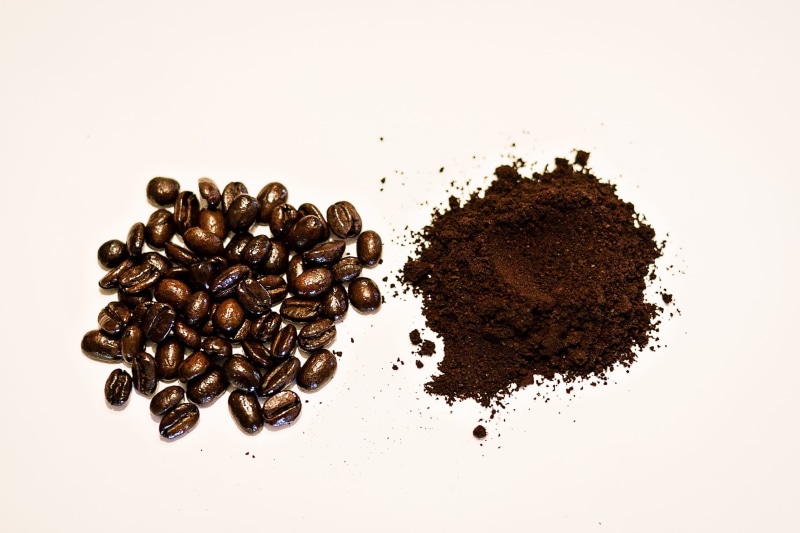 1080P, caffeine, heap, seed, coffee, freshness, no people, ingredient, dark, grinding, roasted, food and drink, scented, directly above, white background