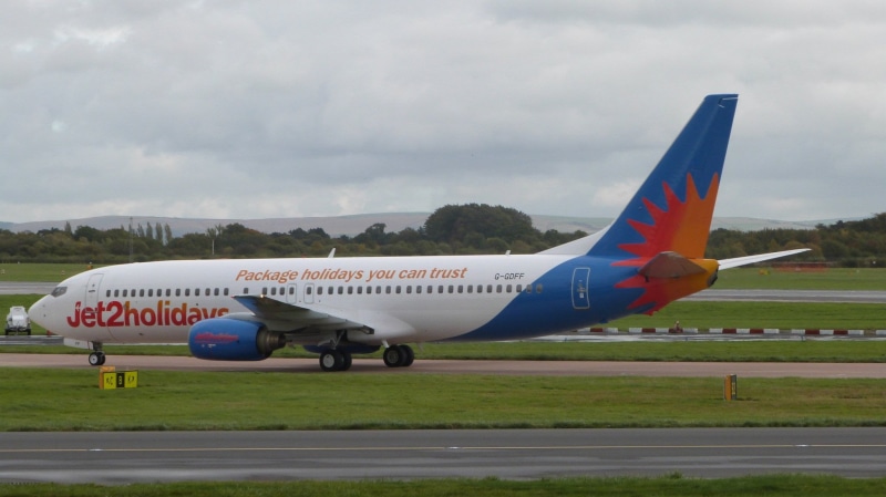 Jet2, airbus, Boeing 737, manchester International Airport, cultures, runway, Aeroplane, 1080P, flying, manchester - England, Jet, blue, uK, airport Runway
