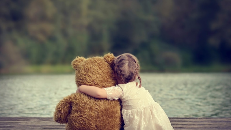 females, toy, focus on foreground, plush, women, togetherness, hairstyle, real people, rear view, children, brown, leisure activity, adult, outdoors, positive emotion