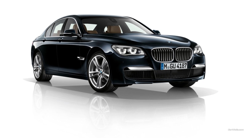 luxury, wheel, black cars, car, shiny, no people, modern, silver colored, sedan, studio shot, sports car, mode of transportation, land vehicle, stationary