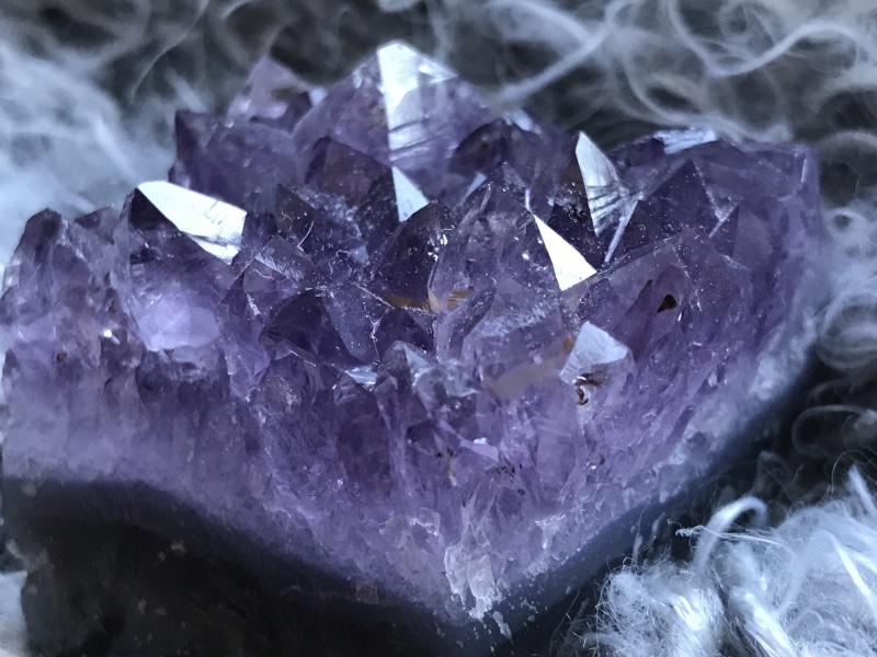solid, minerals, studio shot, crystal healing, 4K, crystals, royalty, purple, violet, amethyst, jewelry, citrine, geology, shiny, nature, quartz point