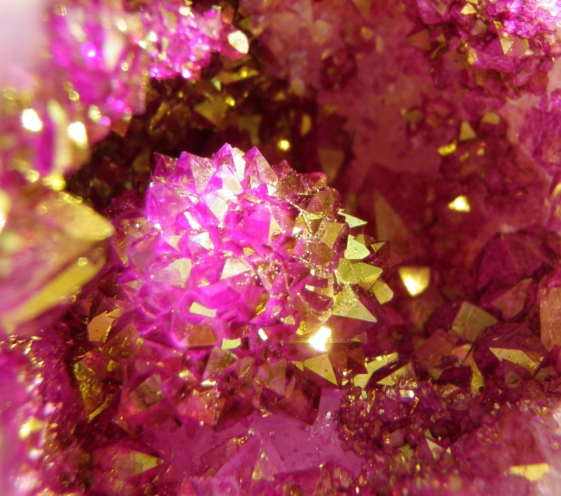 Crystal, close-up, gemstone, outdoors, ornate, beauty in nature, decoration, christmas Ornament, shiny, flower head, precious gem, vulnerability, bright