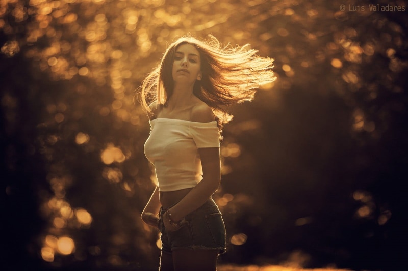 lens Flare, beauty, sepia, tree, blond hair, looking at viewer, long hair, women, photography, forest, untitled, young Adult, girls, cheerful, women outdoors