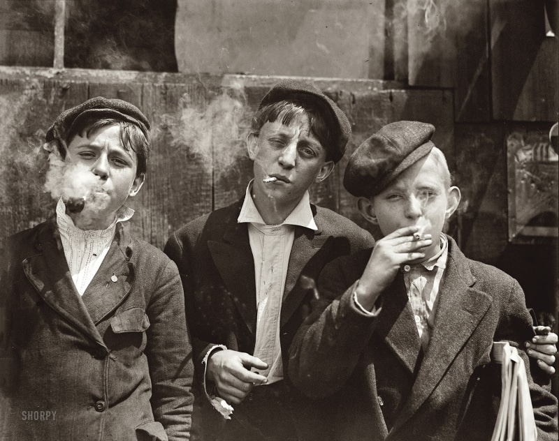 Grand Theft Auto, waist up, leisure activity, hat, looking away, cigarette, guys, 720P, smoking issues, vintage, bad habit, smoking - activity, young men