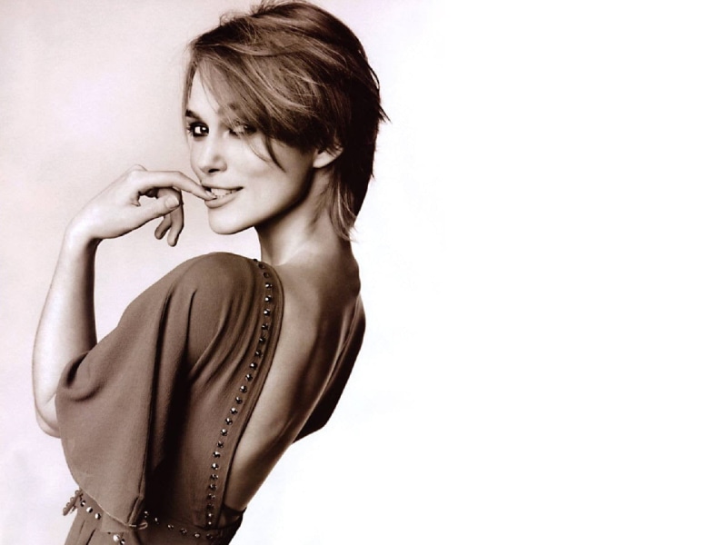 studio shot, portrait, sepia, females, white background, actress, jewelry, indoors, hairstyle, young women, 720P, beautiful woman, young adult, Keira Knightley