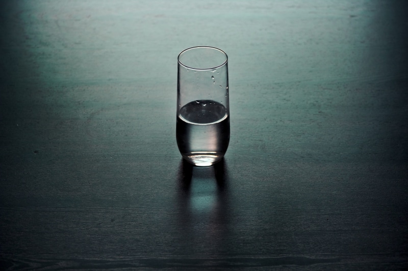 indoors, close-up, no people, studio shot, mood, refreshment, liquid, water glass, surface, transparent, drinking water, 5K, table, nature, food and drink