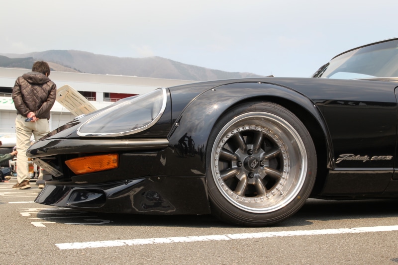 leisure activity, 4K, day, Datsun, outdoors, vehicle, one person, land vehicle, mode of transportation, real people, Nissan Fairlady Z, car, motor vehicle