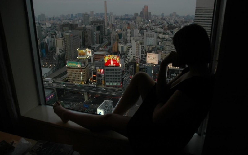 built structure, one person, dark, black, nature, legs, glass - material, leisure activity, barefoot, Japanese, 720P, dress, building exterior, building