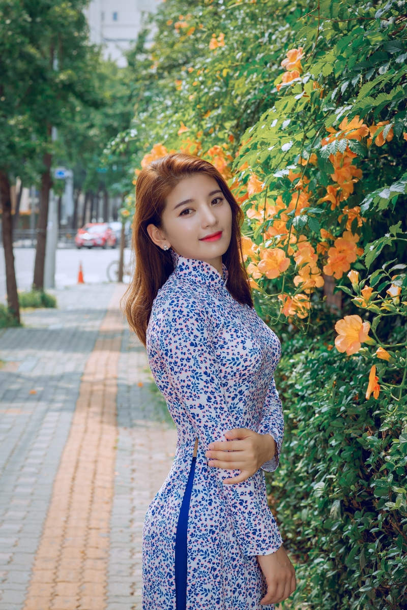 girl, cute, floral, real people, looking at camera, beautiful woman, young adult, woman, lifestyles, teenager, dress, women, 5K, long, model, leisure activity