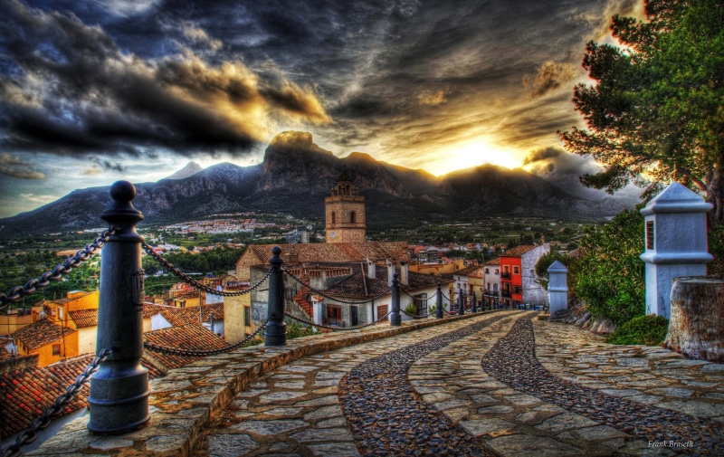 architecture, the sky, sky, place of worship, sunset, travel Destinations, dawn, no people, footpath, green, street, scenics, church, twilight, town, home