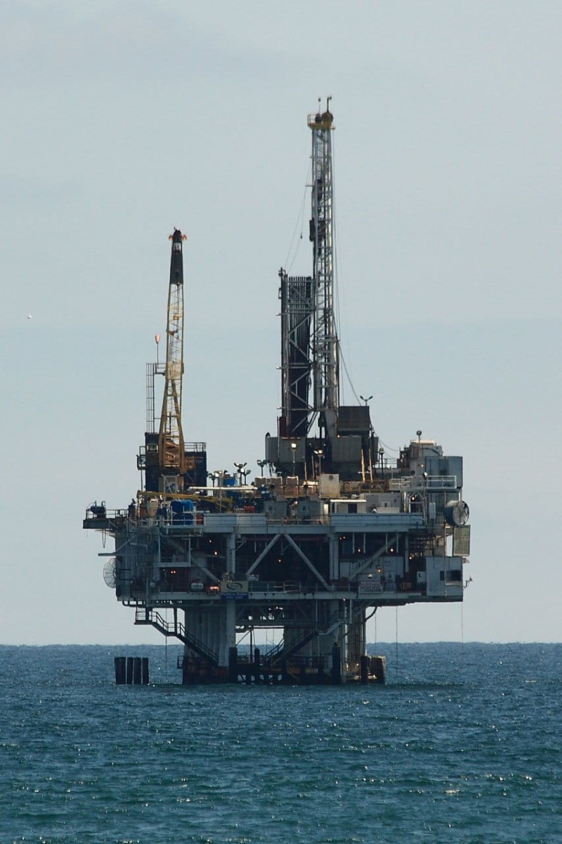 fuel and power generation, water, 720P, drilling, drilling rig, platform, technology, nature, horizon over water, industrial, ocean, crude oil, industry