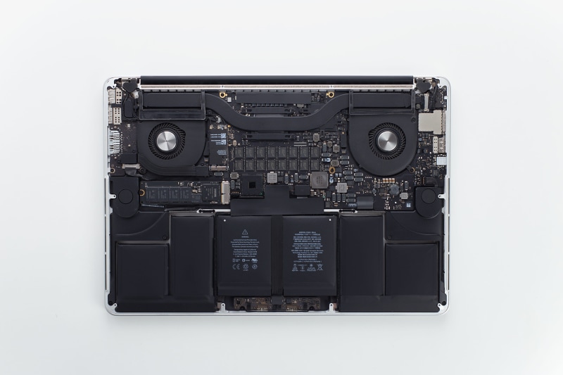 amplifier, equipment, laptop, tape player, no people, macbook, close-up, electrical equipment, still life, keyboard, stereo, apple, black, indoors, white