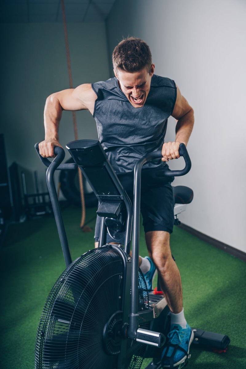 Workout, determination, lifestyles, intense, health club, Men, sports training, full length, weights, Exercise, Sports, weight, exercise equipment, strength