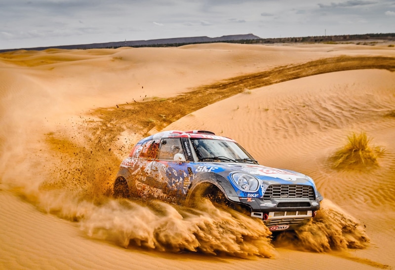 day, arid climate, dust, Mini, racing, motor vehicle, car, off-road vehicle, front angle view, land, Rally, no people, desert, transportation, climate