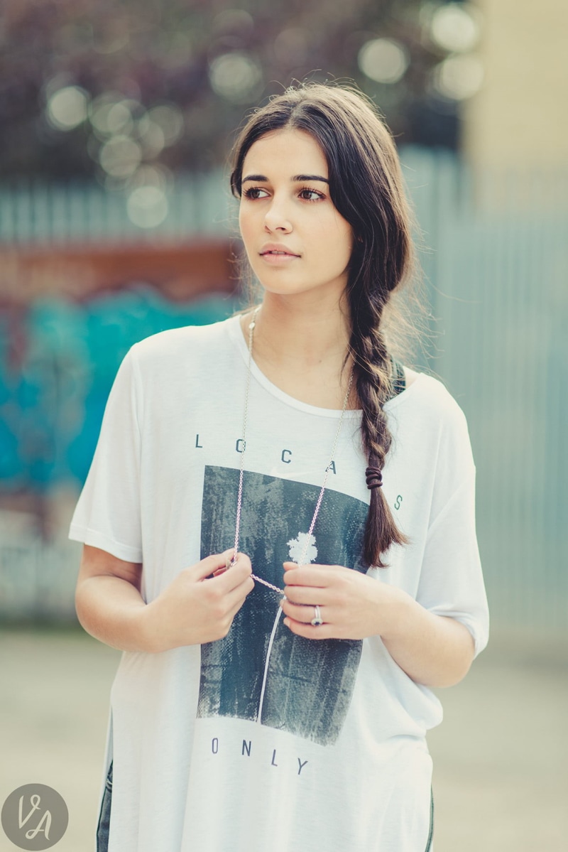 brunette, women, 720P, long hair, Naomi Scott, actress