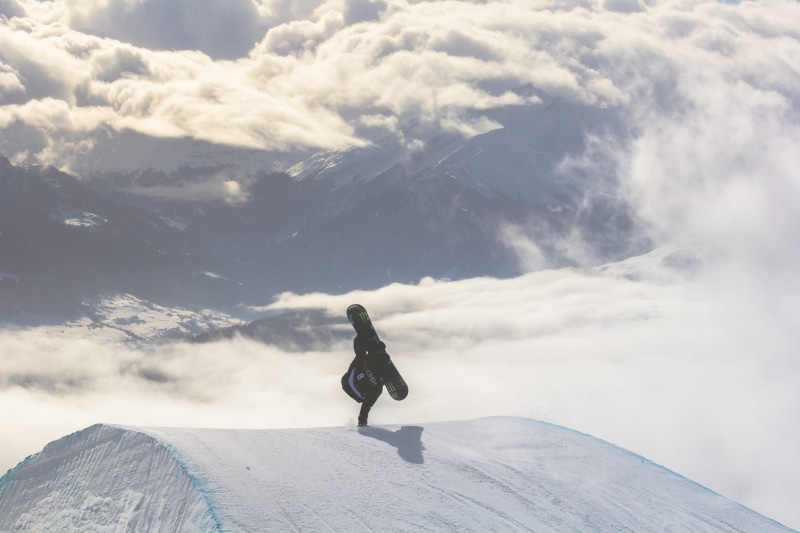 environment, snowboarding, snowcapped mountain, clouds, sky, scenics - nature, real people, winter, snow, cold temperature, outdoors, falera, one person