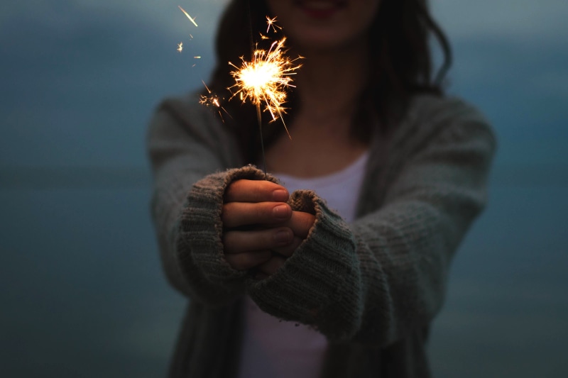 fireworks, women, sparkler, 4K