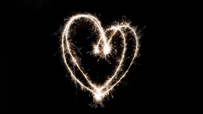 sparkler, heart, black background, 5K, simple background