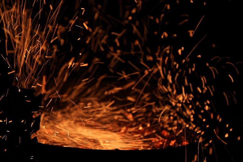 fireworks, ışık, danger, bright, evening, fire, night, igniting, red, dark, fire - Natural Phenomenon, sparks, glowing, shiny, camping, yellow, backgrounds