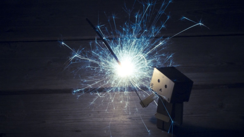 digital, pattern, glow, burning, motion, long exposure, futuristic, indoors, light, night, exploding, lines, computer, color, shiny, device