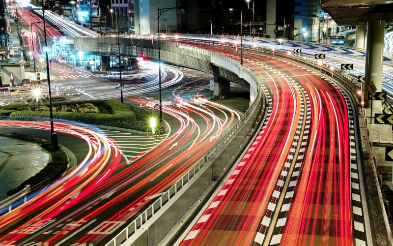 city, 1080P, overpass, mode of transportation, building exterior, built structure, outdoors, transportation, Tokyo, night, city life, high angle view