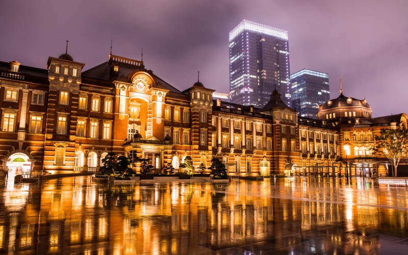 waterfront, building, tokyo station, cloud - sky, office building exterior, sky, reflection, chiyoda-ku, no people, facade, japan, water, 5K, autumn, illuminated