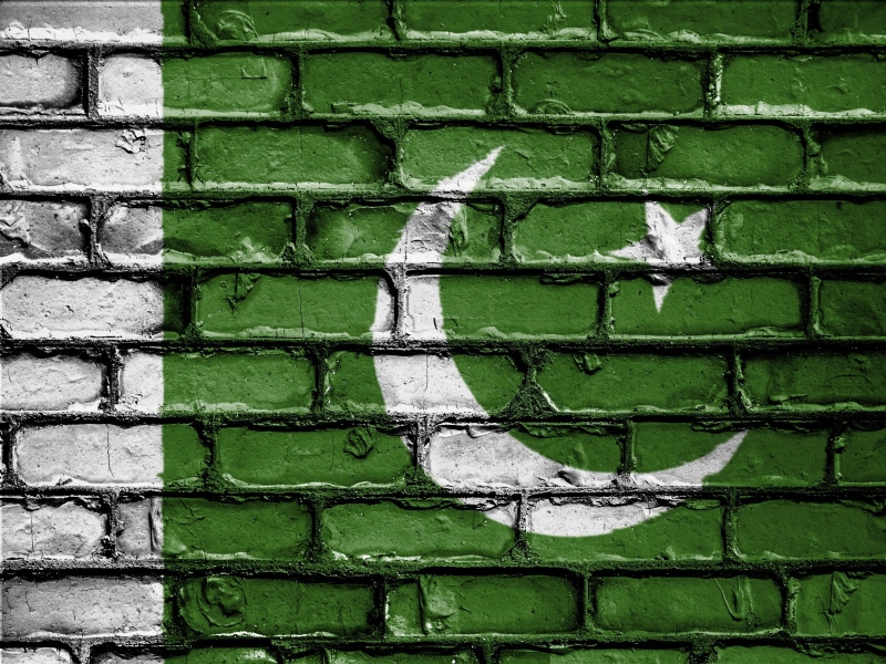 symbol, graffiti, 4K, patriotic, green color, wall - building feature, backgrounds, emblem, brick wall, architecture, built structure, outdoors, brick