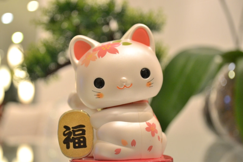 christmas ornament, christmas decoration, holiday, christmas, piggy bank, coin, indoors, close-up, art and craft, Lucky, savings, decoration, maneki, japanese cat
