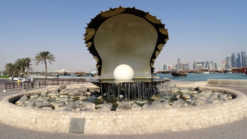 outdoors, tourism, water, fountain, doha, sculpture, sky, sea, 4K, city, building exterior, clear sky, qatar, architecture, built structure, travel destinations