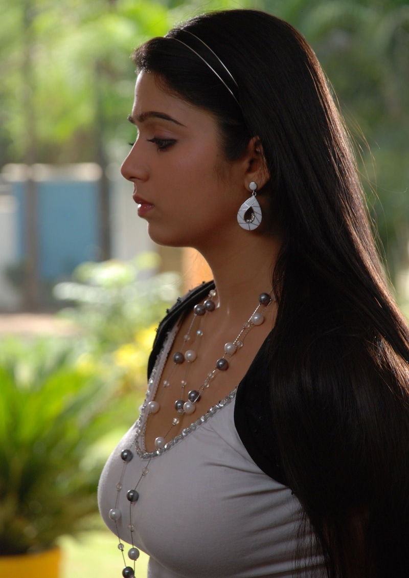 charmi, 1080P