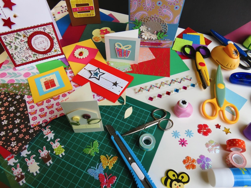 arts, creativity, multi colored, celebration, card making, event, choice, decoration, directly above, still life, handcraft, art and craft, 5K, gift, card