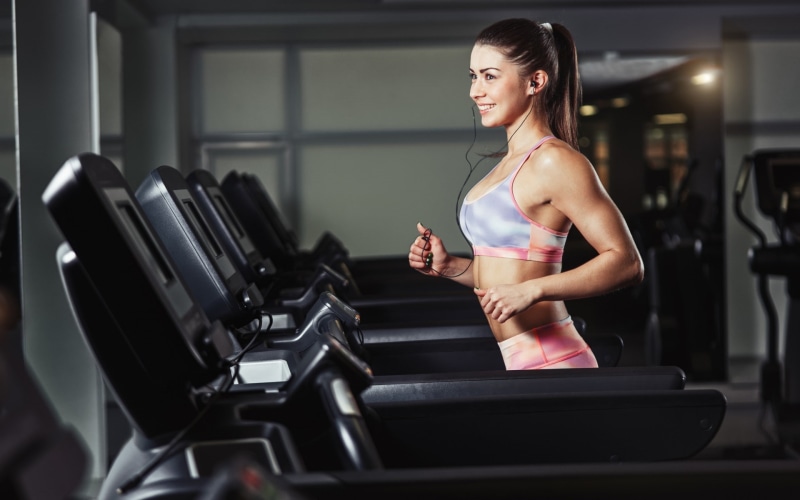 earphones, sport, 1080P, running, gym, smiling, girl, treadmill, 1920x1200