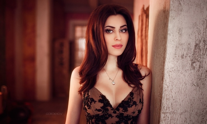 beautiful woman, portrait, makeup, brown hair, fashion, young women, young adult, beautiful, model, beautiful people, women, beauty, headshot, hair, dress