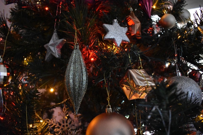 xmas star, xmas tree, 5K, close-up, christmas ornament, trip, holiday, xmas, illuminated, religion, no people, christmas lights, christmas decoration