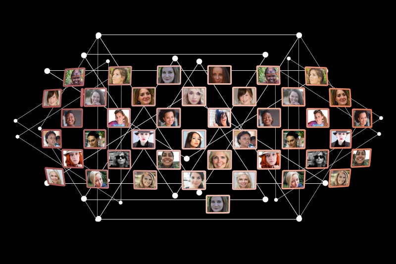 friendly, diversity, project, digital, together, with each other, social networking, faces, consumer, variation, koorparativ, indoors, impressions, opinion
