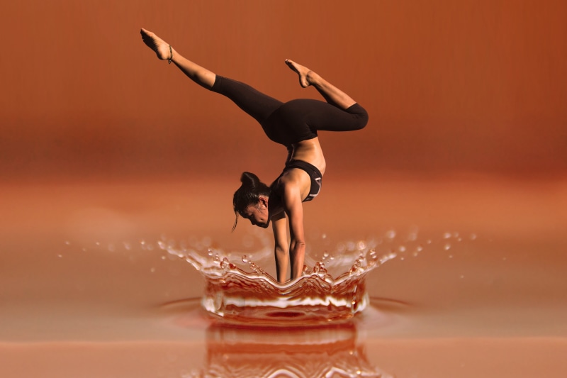 drop of water, fitness, sport, crown, shallow, skill, gymnastics, photography, nature, yoga, mirroring, motion, expression dance, water, dance, focus, effort