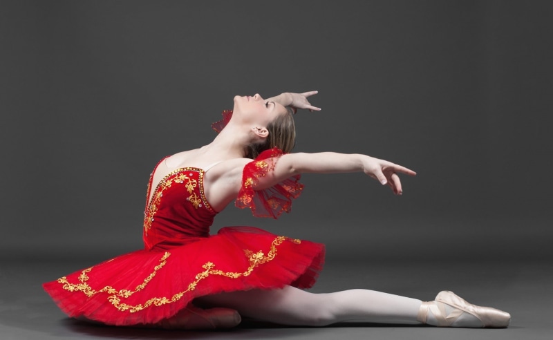 elegance, arts culture and entertainment, one person, performance, 1080P, skill, beauty, ballerina, women, dancing, red, studio shot, adult, beautiful woman