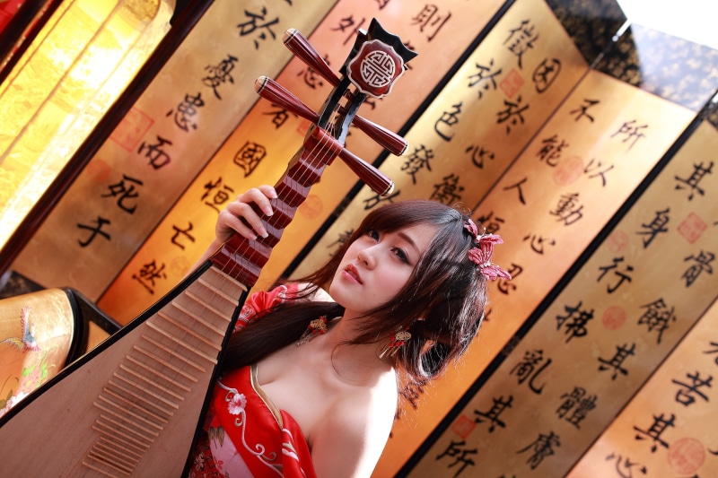 Asian, non-western script, 2K, beauty, cosplay, portrait, leisure activity, young adult, casual clothing, indoors, hairstyle, beautiful woman, script