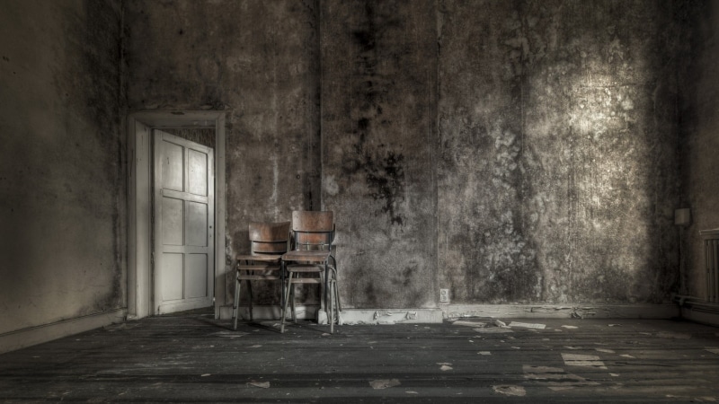 chair, window, absence, 720P, day, messy, decline, deterioration, run-down, building, domestic room, room, hopelessness, dirty, built structure, empty