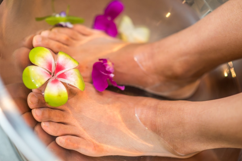human foot, human limb, human body part, hand, lifestyles, women, food, holding, flower, healthy eating, pedicure, healthy lifestyle, wellbeing, legs, 5K