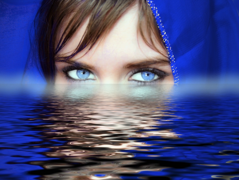 leisure activity, body part, eye, soul, looking at camera, woman, hijab, blue eye, lens, portrait, human face, human eye, water, psychology, real people