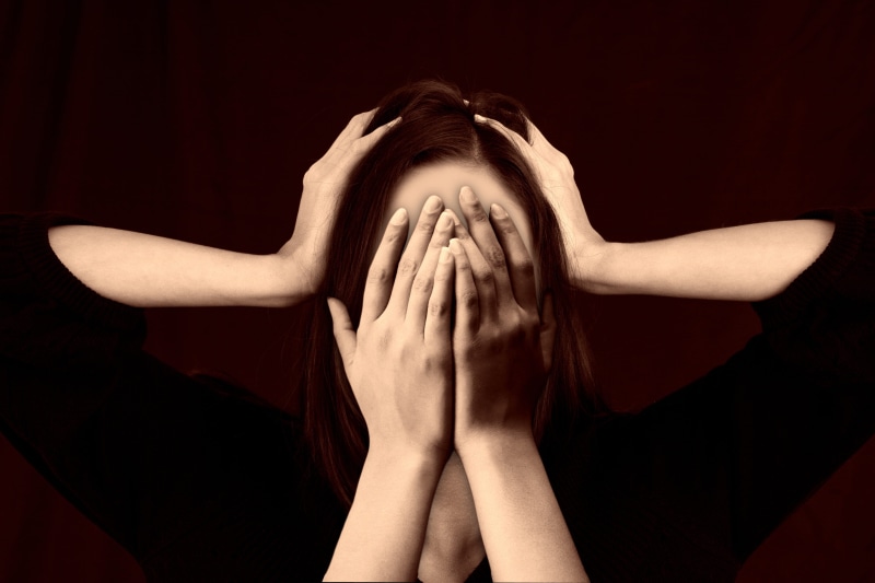 i, black background, psychologist, hand, horror, perception, fear, beautiful woman, burst, psychiatrist, violence, subconscious mind, human hand, emotion